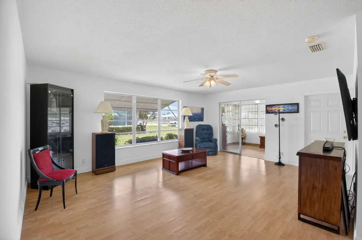 172 High Point Terrace W #D, Delray Beach, FL 33445 - #1