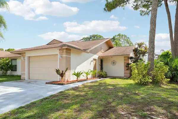 4617 SE Geneva Drive, Stuart, FL 34997