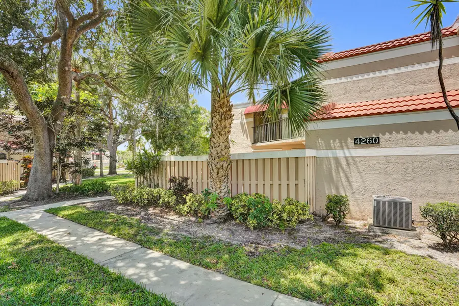 4260 Village Drive #D, Delray Beach, FL 33445 - #2