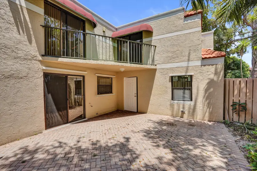4260 Village Drive #D, Delray Beach, FL 33445 - #3