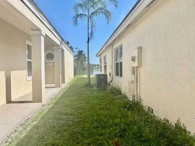 8820 N Lake Park Cir Circle N, Davie, FL 33328 - #3