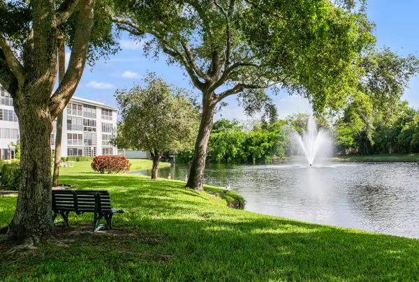 2502 Antigua Terrace #F4, Coconut Creek, FL 33066