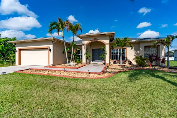 4230 SW Bachman Street, Port St Lucie, FL 34953