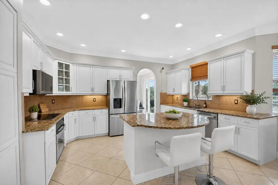 2214 Ridgewood Circle, Royal Palm Beach, FL 33411 - #2