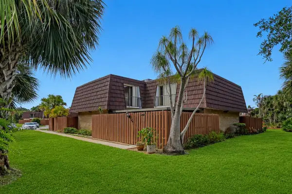5808 SE Riverboat Drive #304, Stuart, FL 34997