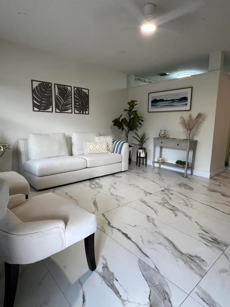 900 SW 10th Terrace #S20, Hallandale Beach, FL 33009 - #3