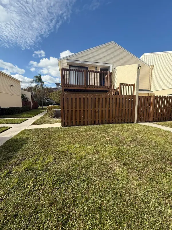 633 Executive Center Drive #L202, West Palm Beach, FL 33401