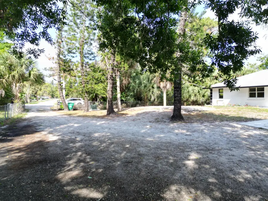 14523 Flamingo Road, Loxahatchee Groves, FL 33470 - #2