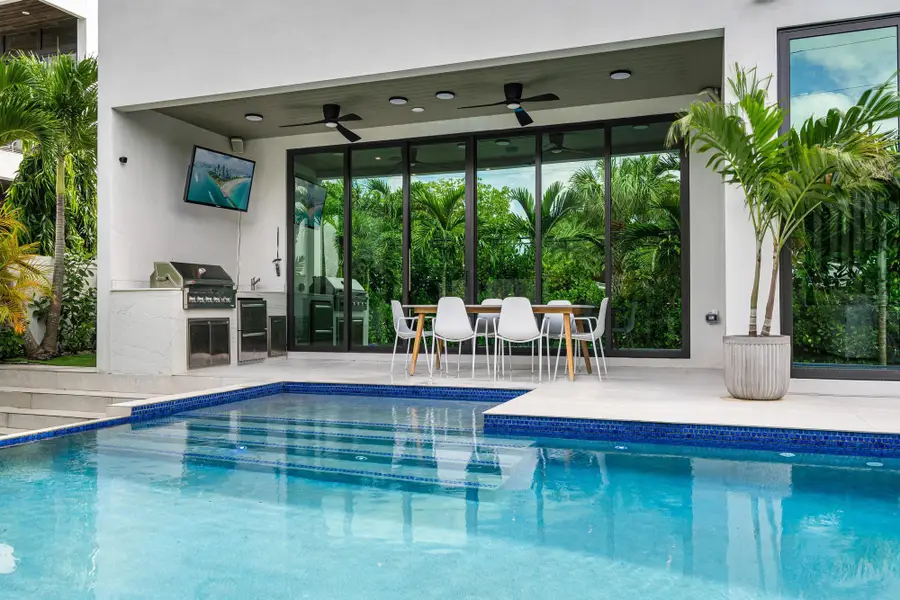719 N Victoria Park Road, Fort Lauderdale, FL 33304 - #2