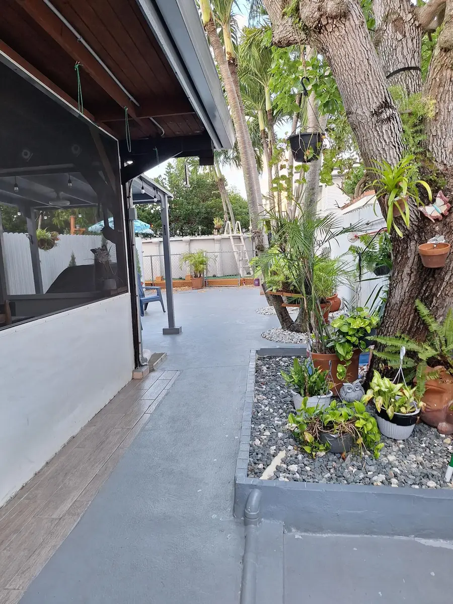 41 NW 33rd Avenue, Miami, FL 33125 - #2