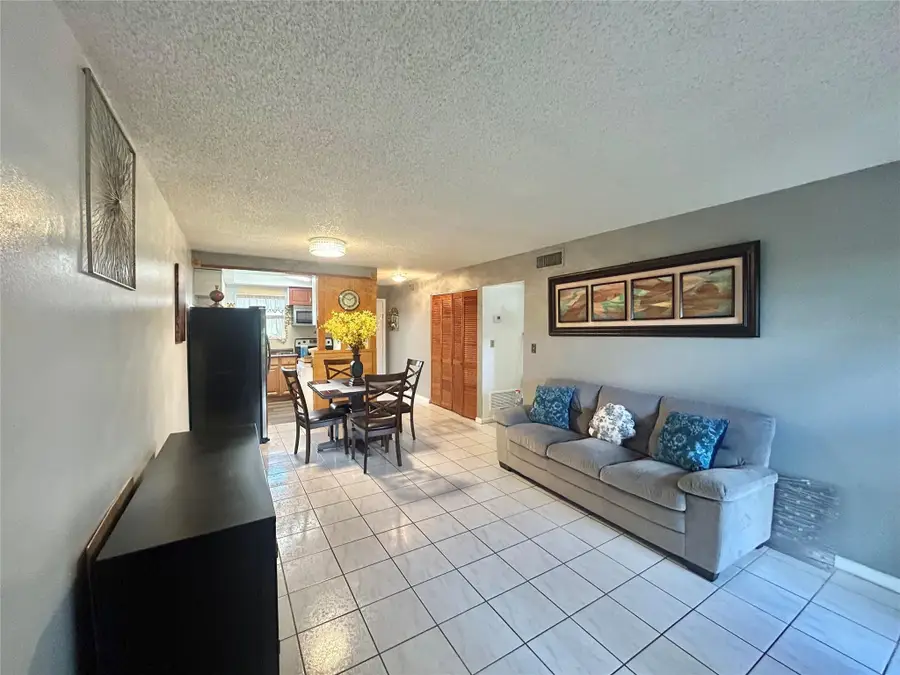 6100 Forest Hill Boulevard #101, West Palm Beach, FL 33415 - #2