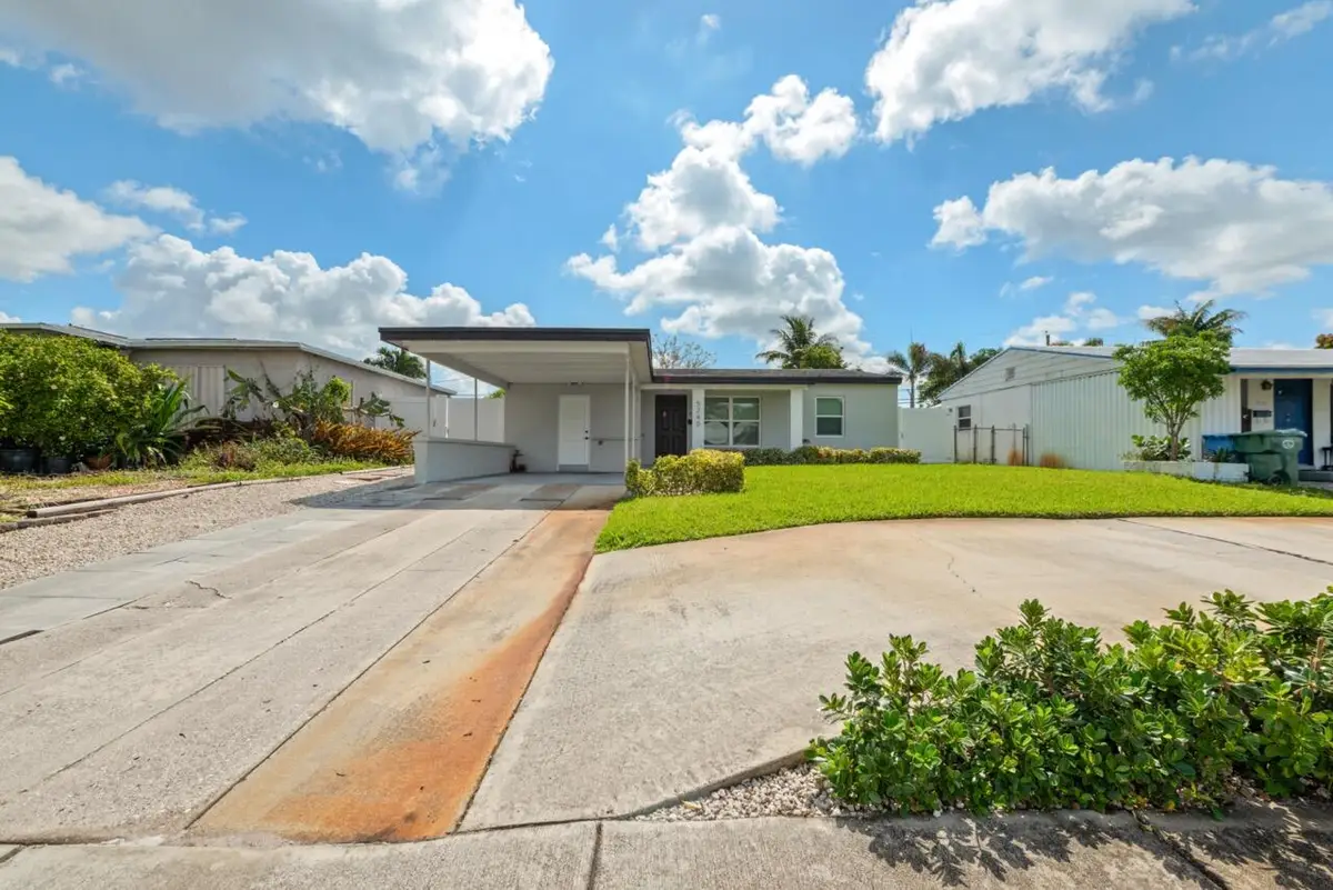 5240 NE 3rd Terrace, Oakland Park, FL 33334 - #1