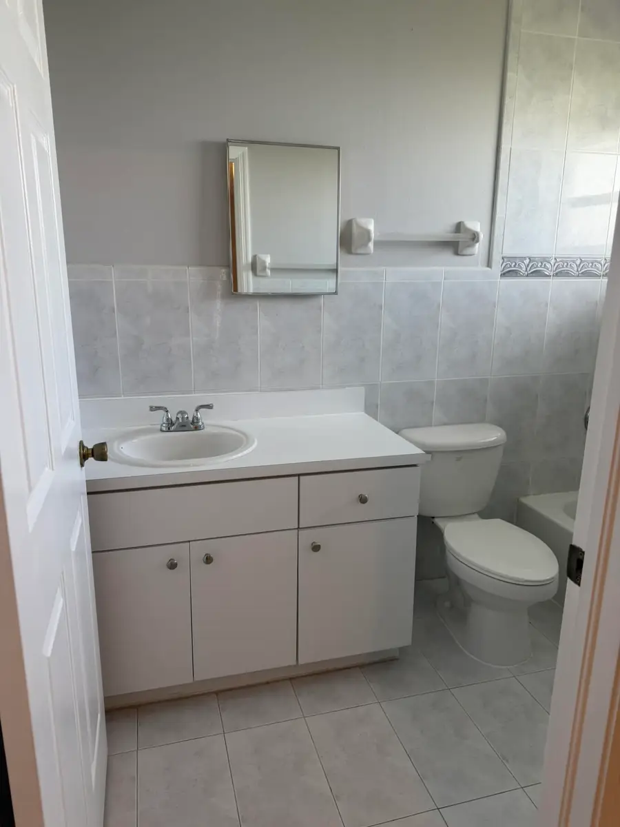 663 S Biscayne River Drive, Miami, FL 33169 - #3