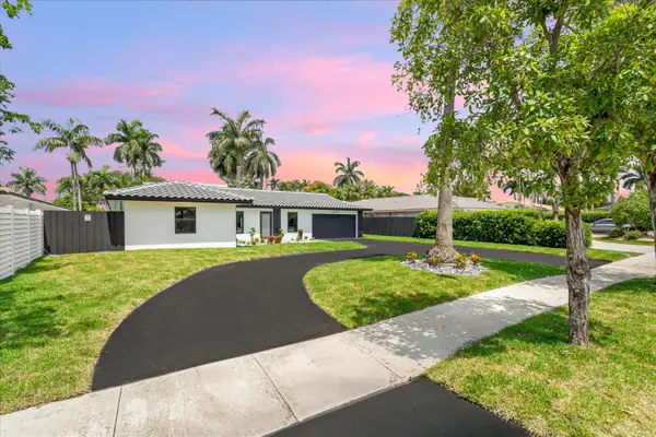 4721 Bayview Drive, Fort Lauderdale, FL 33308