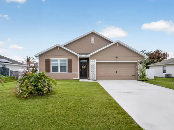 652 SW Sareta Avenue, Port St Lucie, FL 34953