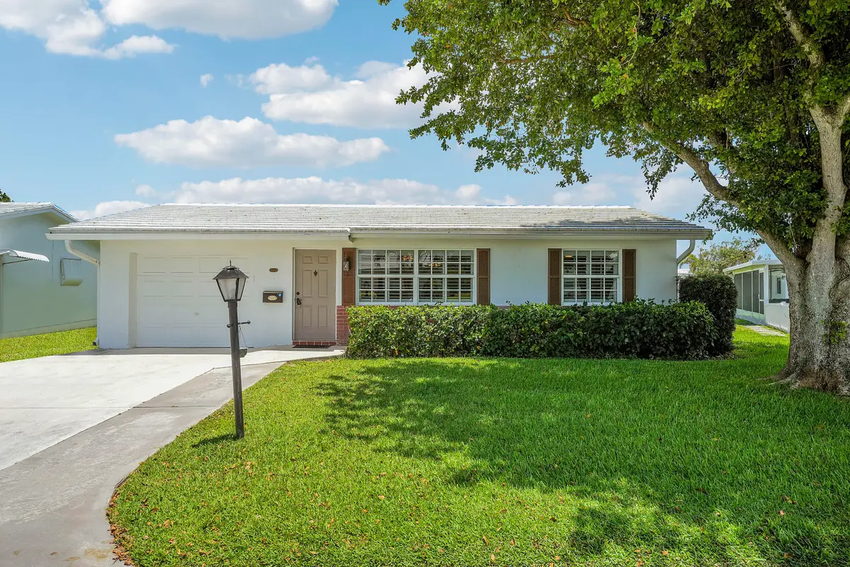 614 SW Golf Drive, Boynton Beach, FL 33426 - #1
