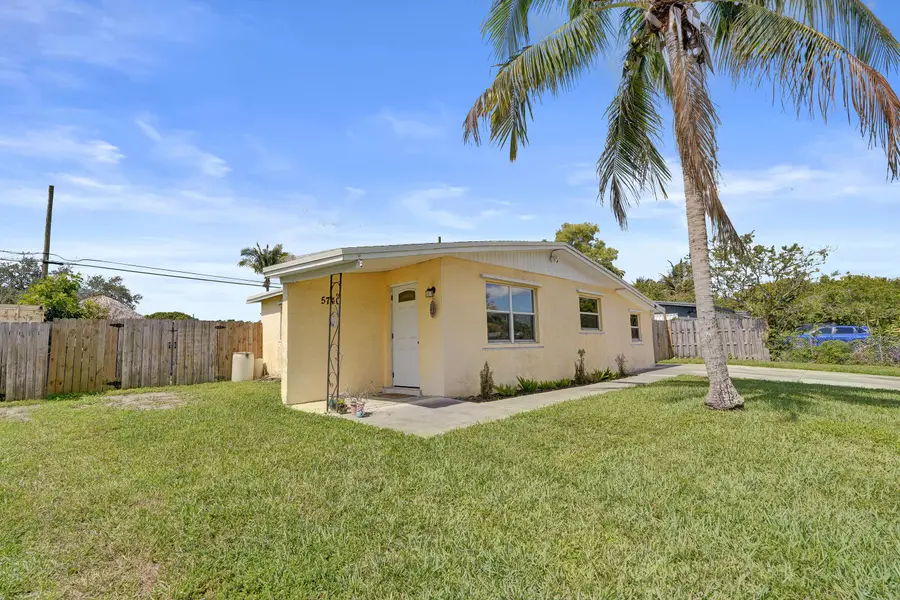 5740 SW 38th Street, Davie, FL 33314 - #3
