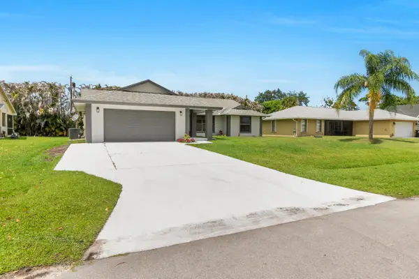 731 SE Majestic Terrace, Port St Lucie, FL 34983