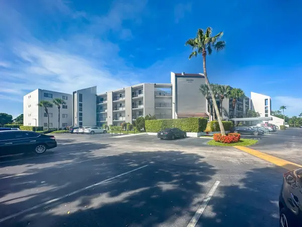 6850 10th Avenue N #406, Greenacres, FL 33467