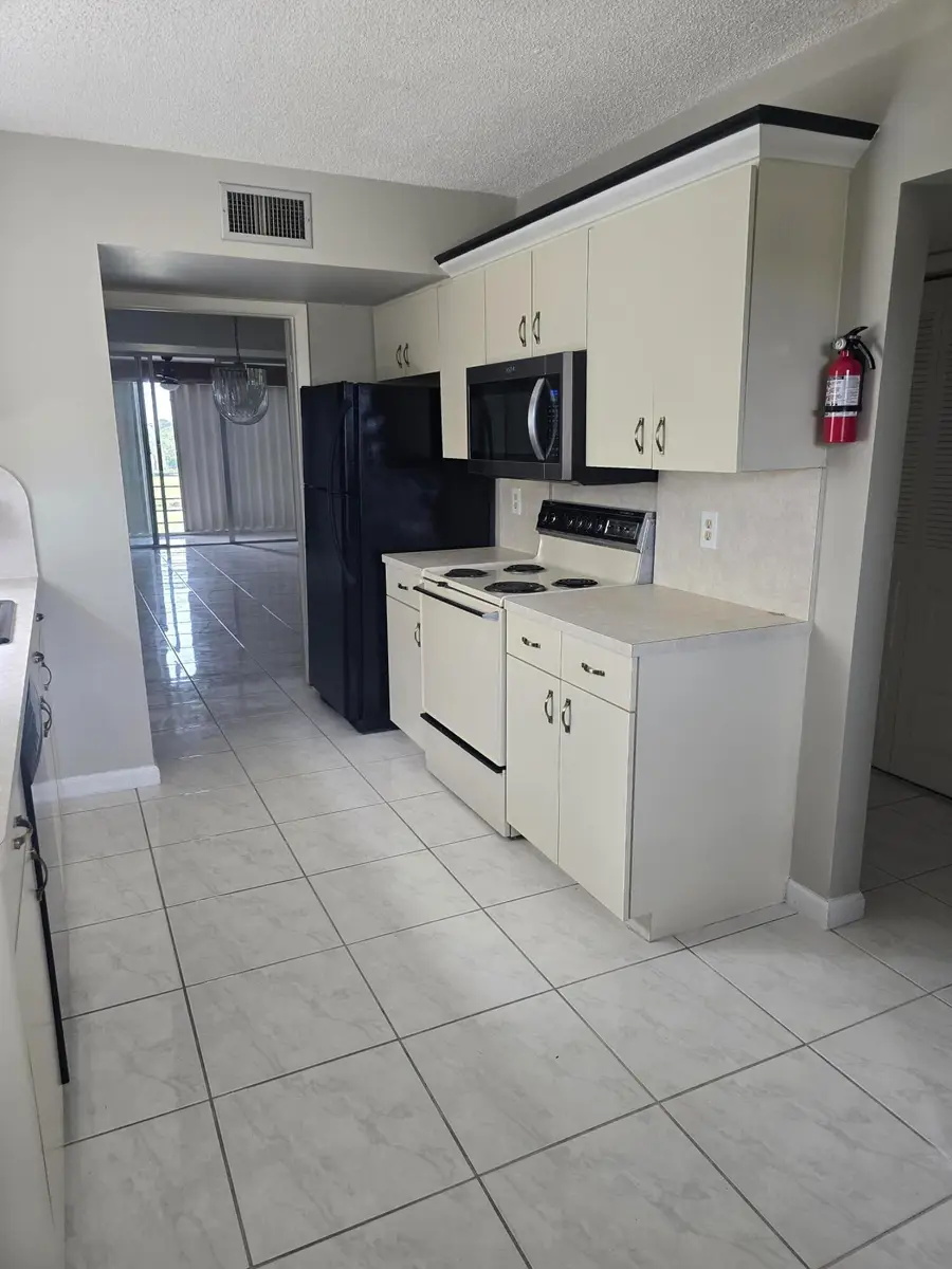 6850 10th Avenue N #406, Greenacres, FL 33467 - #3