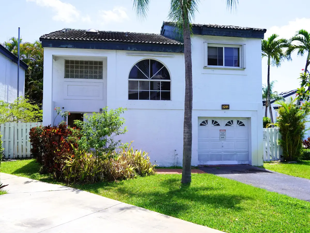 253 NE 211th Terrace, North Miami Beach, FL 33179 - #1