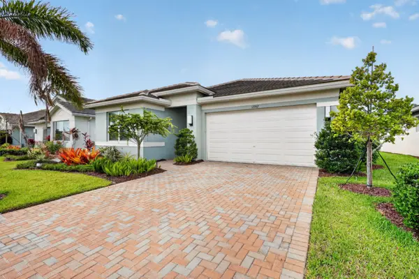 12762 SW Clear Water Way, Port St Lucie, FL 34987