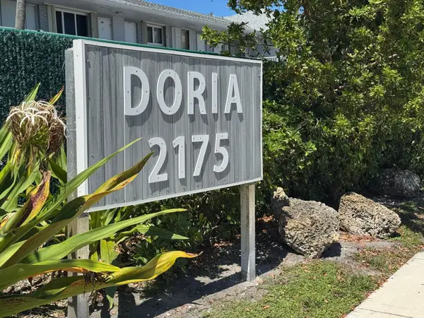 2175 NE 56th Street #204, Fort Lauderdale, FL 33308