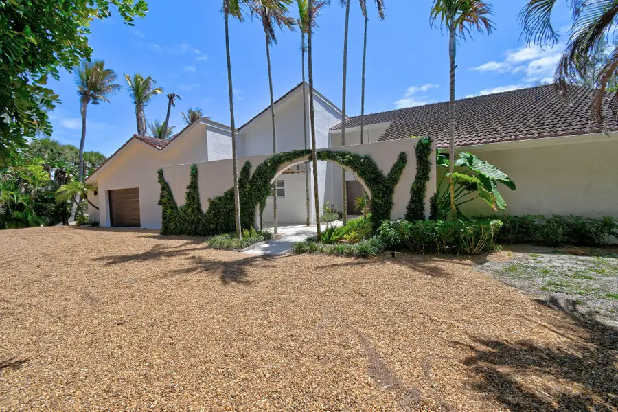 114 N Beach Road, Jupiter Island, FL 33455 - #3