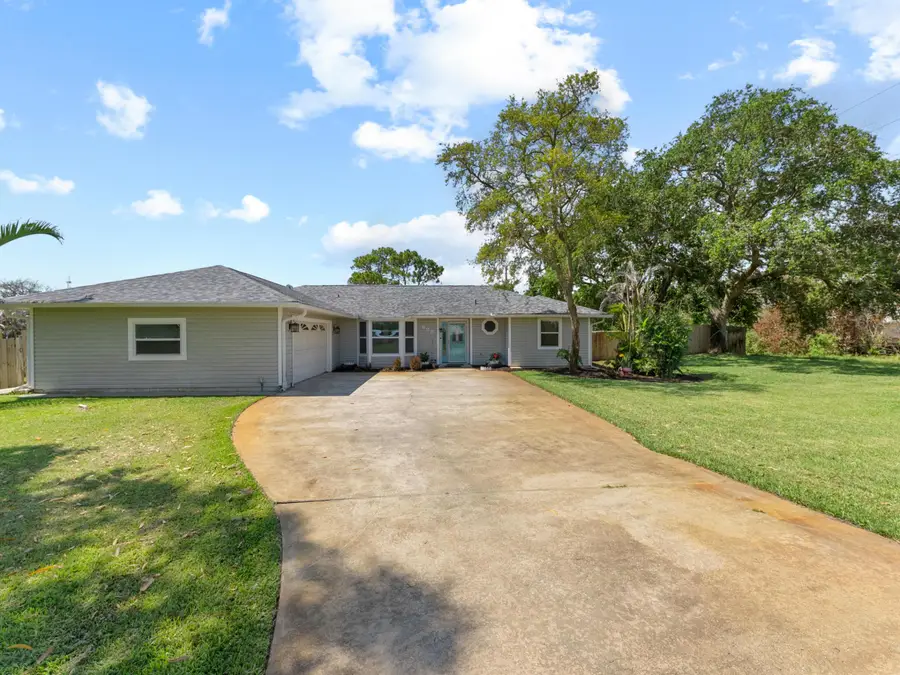 698 Fischer Drive, Sebastian, FL 32958 - #2
