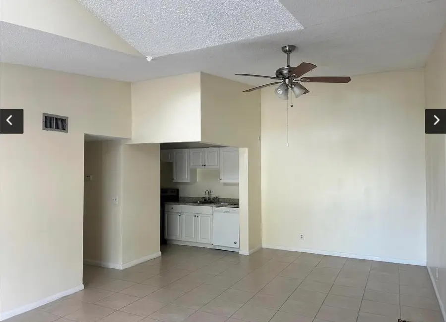 712 Sunny Pine Way #E3, Greenacres, FL 33415 - #3