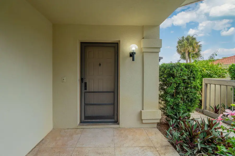 2880 Gettysburg Lane, West Palm Beach, FL 33409 - #3