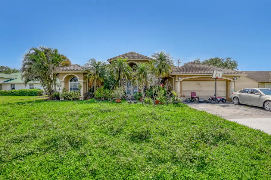1015 NE 3rd Street, Belle Glade, FL 33430 - #2