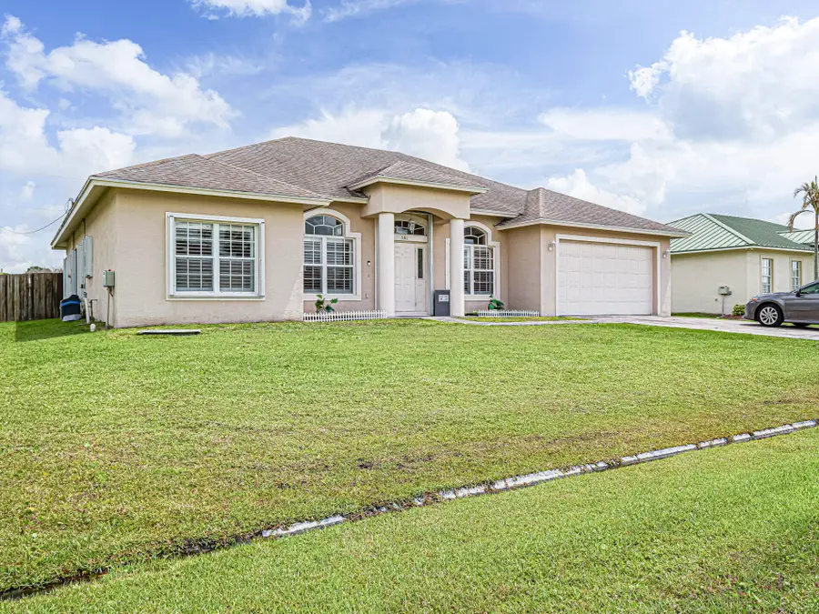 581 SW Grove Avenue, Port Saint Lucie, FL 34983 - #2
