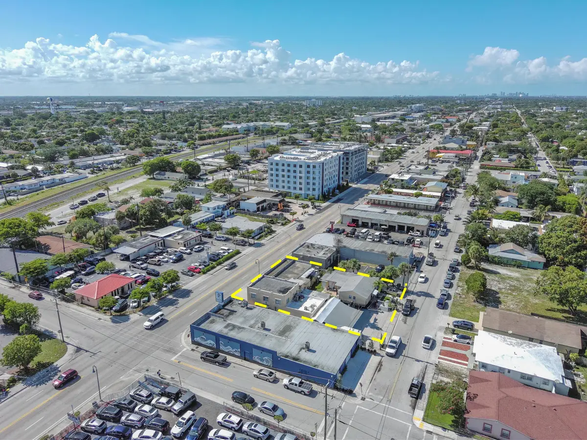 922 & 928 S Dixie Highway, Lantana, FL 33462 - #1