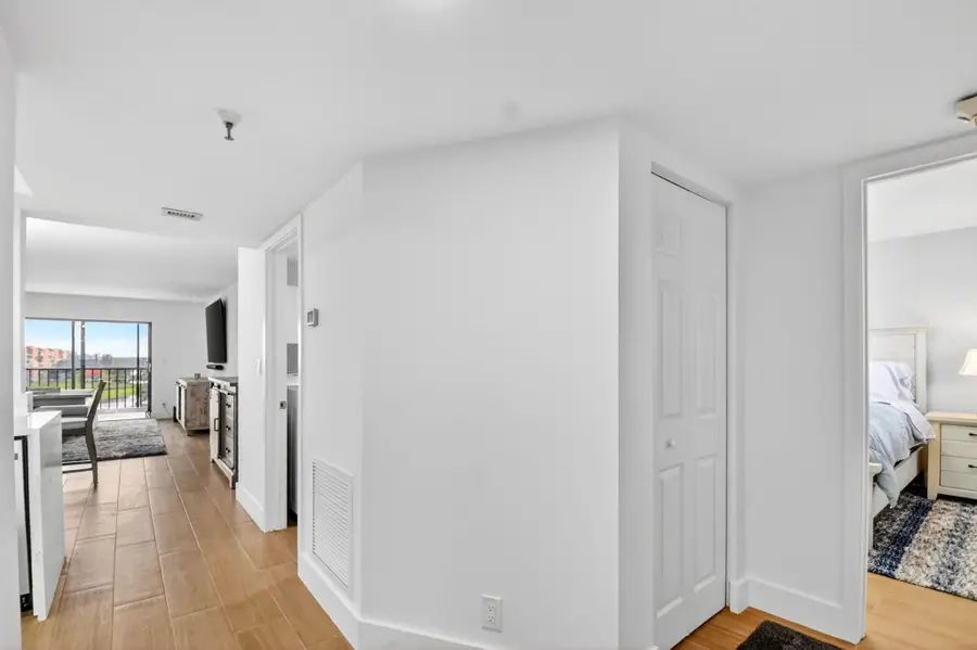6866 Huntington Lane #602, Delray Beach, FL 33446 - #3