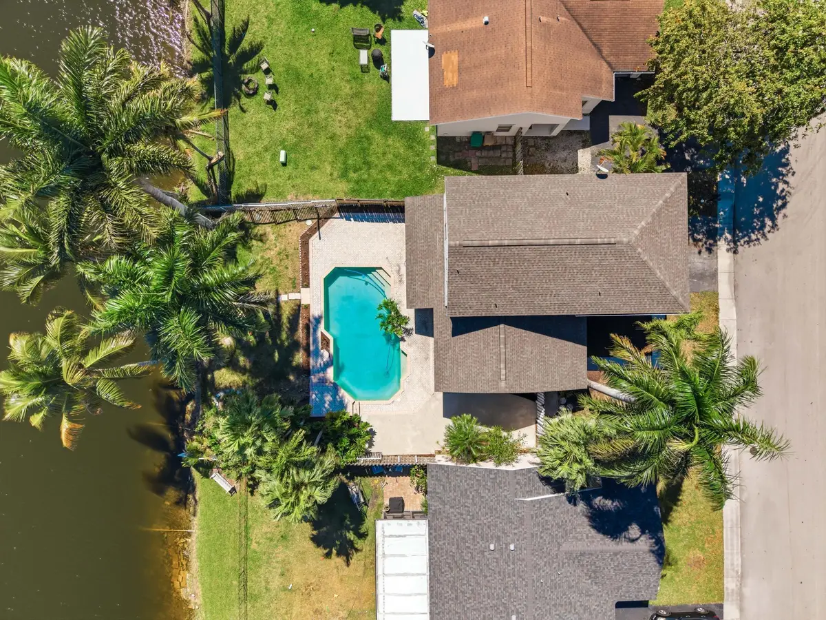 820 Rock Hill Avenue, Davie, FL 33325 - #1