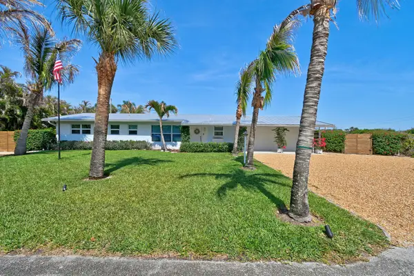 12890 SE Circle Drive, Hobe Sound, FL 33455