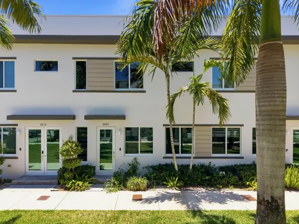 6642 NW 103rd Parkway #6642, Doral, FL 33178