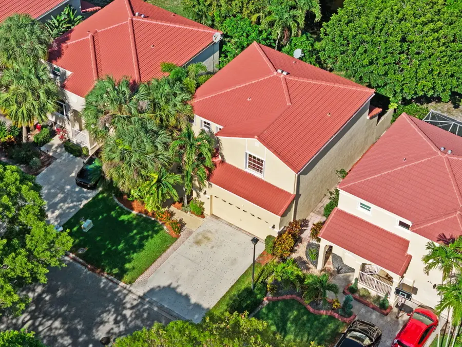 483 NW 87th Terrace, Coral Springs, FL 33071 - #2