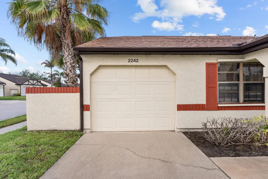 2242 SE Breckenridge Circle, Port Saint Lucie, FL 34952 - #3