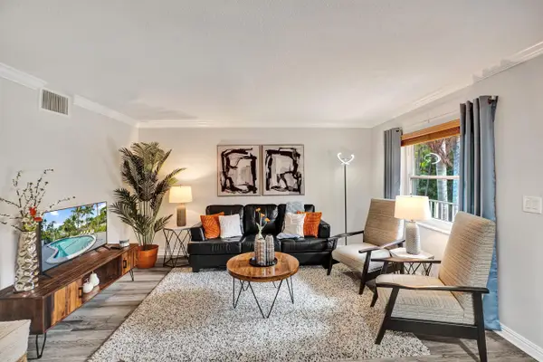 1125 NE 16th Place #209, Fort Lauderdale, FL 33305