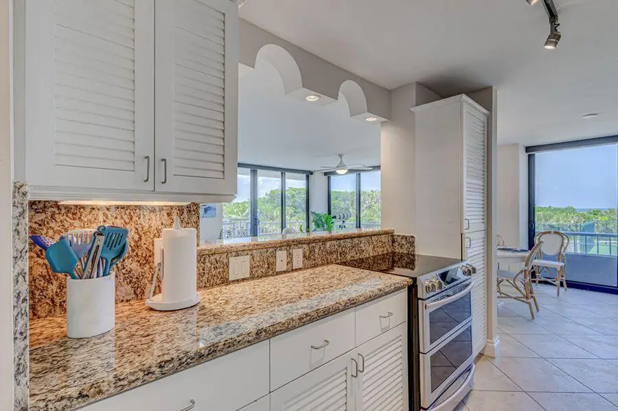 5550 N Ocean Drive #3c, Riviera Beach, FL 33404 - #2