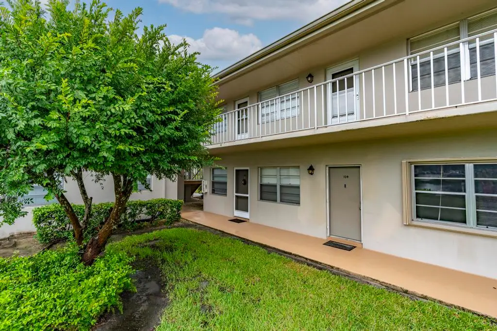 3 Lake Vista Trail #203, Port Saint Lucie, FL 34952 - #1