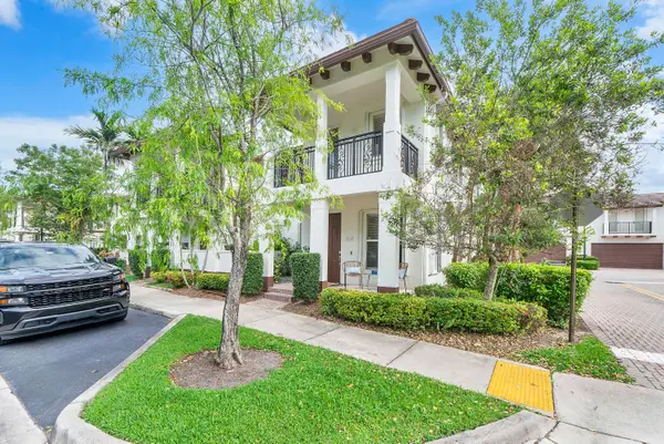 4760 Mimosa Place #1016, Coconut Creek, FL 33073