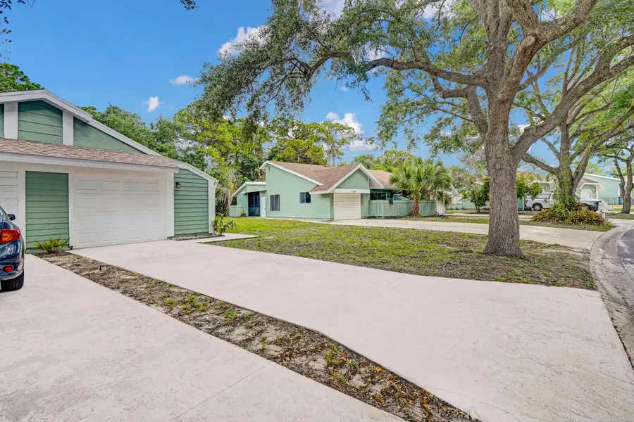 1370 SE Rivergreen Circle, Port Saint Lucie, FL 34952 - #3