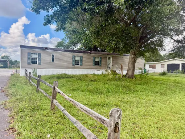 1071 NW 39th Circle, Okeechobee, FL 34972