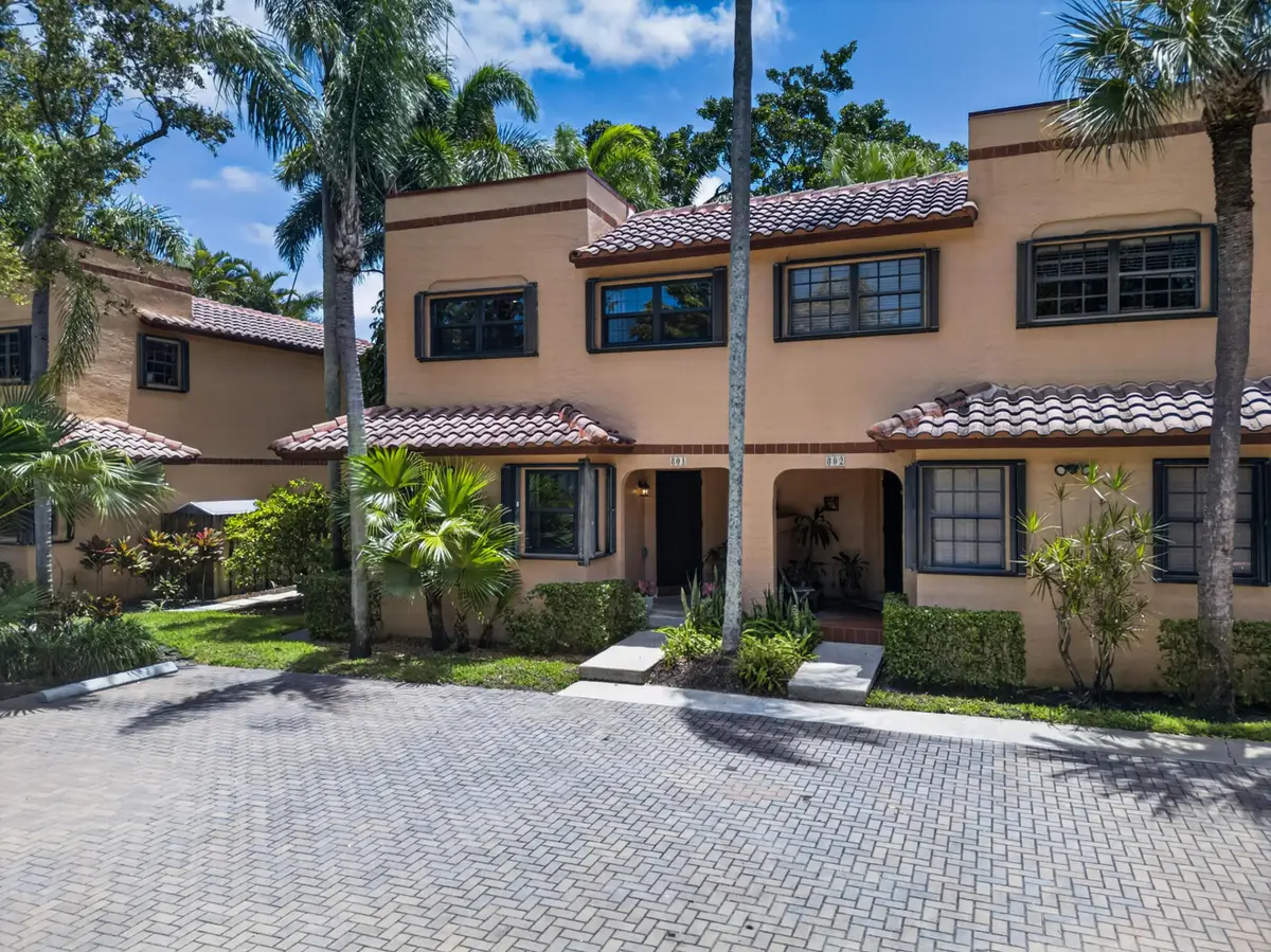 200 NE 17th Court #Unit 801, Fort Lauderdale, FL 33305 - #1