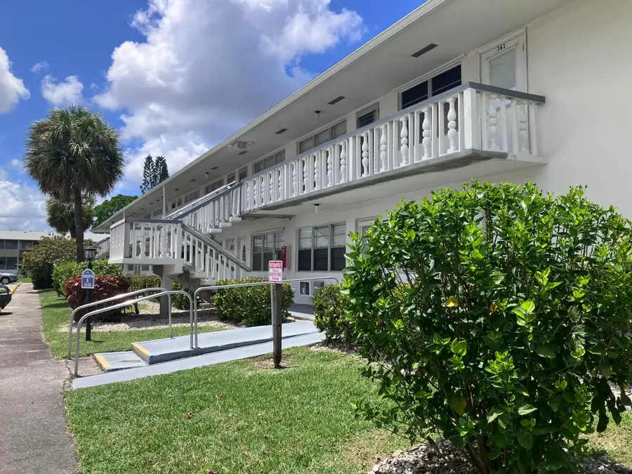 364 Northampton Road, West Palm Beach, FL 33417 - #2