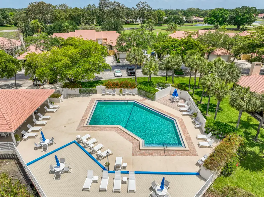 132 Old Meadow Way, Palm Beach Gardens, FL 33418 - #2
