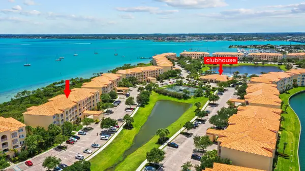 25 Harbour Isle Dr W #205, Fort Pierce, FL 34949